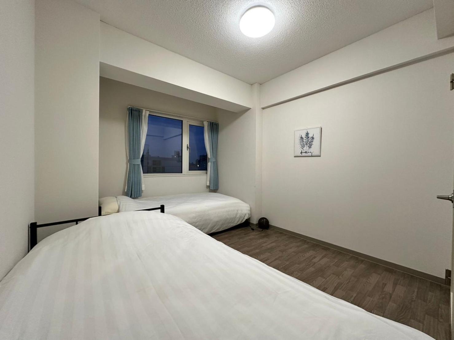 Апартаменти Ams Hiragishi 11 Rm 502 平岸駅から3分 解放感あって明るいお部屋 家族やお友達と 札幌ドームや中心部まで1駅 Екстер'єр фото